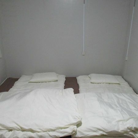 Guest House Dome Osaka Exterior photo